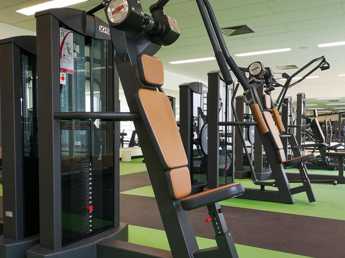 Sportschule Oberhaching Hotel Kültér fotó