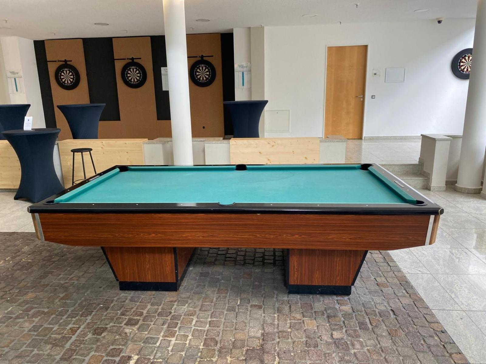 Sportschule Oberhaching Hotel Kültér fotó