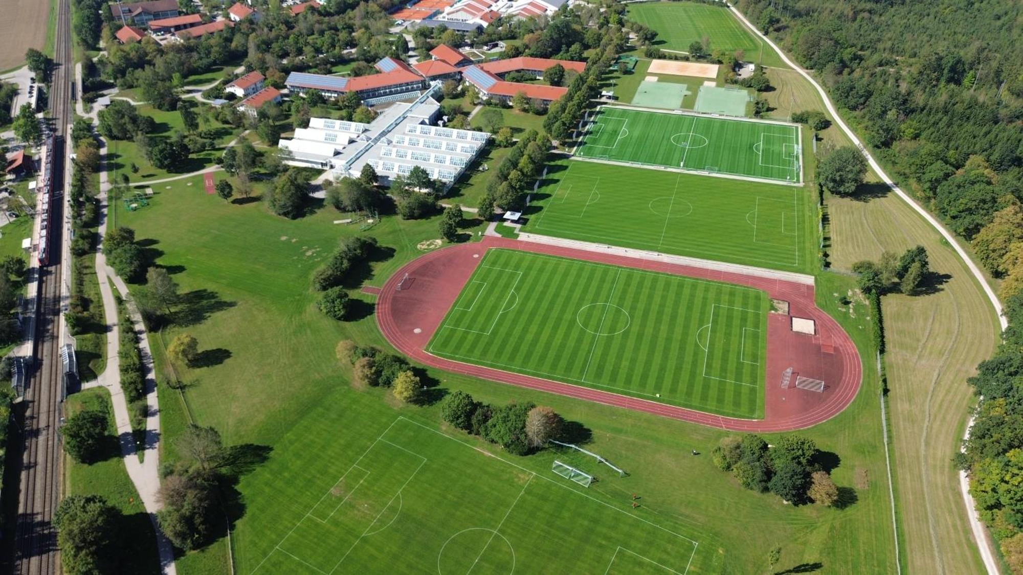 Sportschule Oberhaching Hotel Kültér fotó